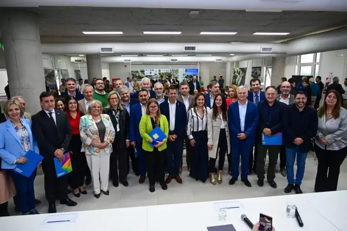 Lanzamiento Escuela Cooperativas y Mutuales