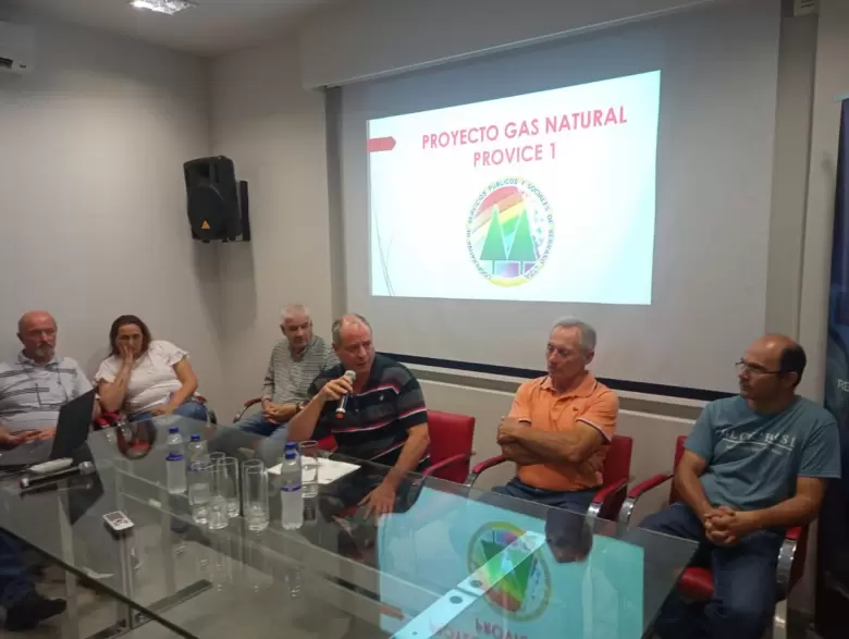 Serrano: extensi�n red de gas