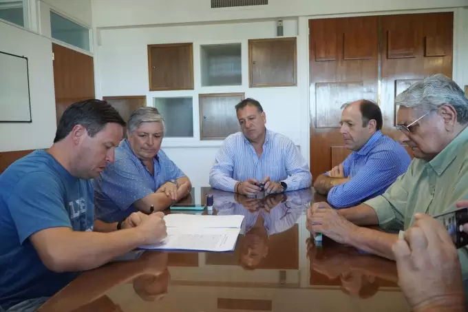 Cooperativa Larroud�