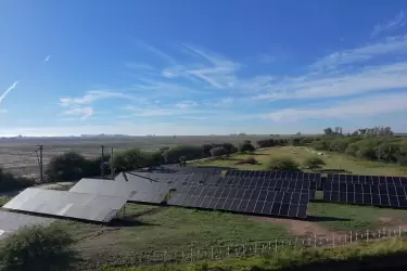 CoopLasVaras_inaugura Parque solar_