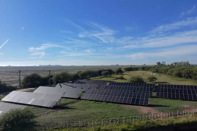 CoopLasVaras_inaugura Parque solar_