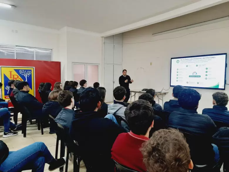 Coop Posse: charlas institucionales