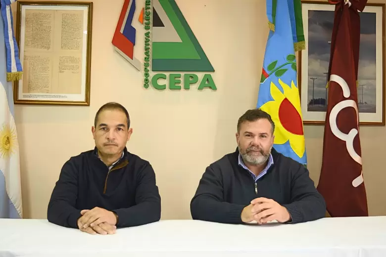 Enrique Chanqu�a, gerente, y Diego Pi�eiro, presidente de la CEPA